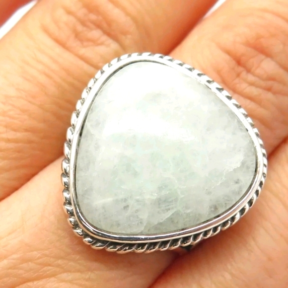 Vtg. LUC (Lucas LaMeth) 925 Silver and Genuine Quartz Ring, size 7.5, wt. 8.6 g - Picture 2 of 8